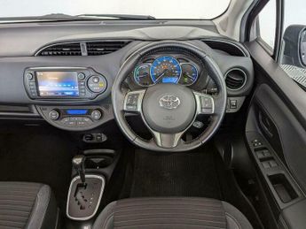 Toyota Yaris 1.5 VVT-h Excel E-CVT Euro 6 5dr (15in Alloy)