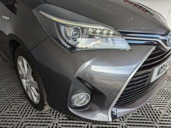 Toyota Yaris 1.5 VVT-h Excel E-CVT Euro 6 5dr (15in Alloy)