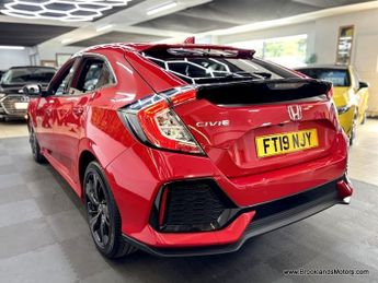 Honda Civic 1.0 VTEC SR [6X SERVICES, SAT NAV, REVERSE CAMERA & LOW MILES]