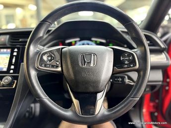 Honda Civic 1.0 VTEC SR [6X SERVICES, SAT NAV, REVERSE CAMERA & LOW MILES]