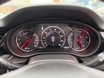 Vauxhall Insignia GRAND SPORT ELITE NAV