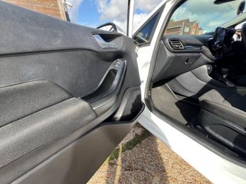 Ford Fiesta 1.0T EcoBoost MHEV Titanium Hatchback 5dr Petrol Hybrid DCT Euro
