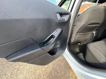 Ford Fiesta 1.0T EcoBoost MHEV Titanium Hatchback 5dr Petrol Hybrid DCT Euro