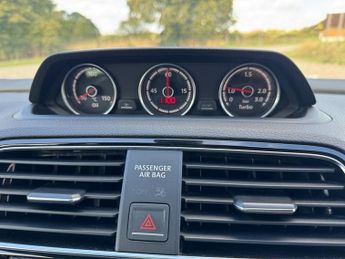 Volkswagen Scirocco R LINE TDI BLUEMOTION TECHNOLOGY DSG