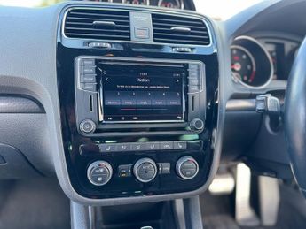 Volkswagen Scirocco R LINE TDI BLUEMOTION TECHNOLOGY DSG