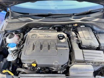 Volkswagen Scirocco R LINE TDI BLUEMOTION TECHNOLOGY DSG