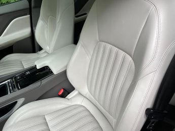 Jaguar F-Pace I PORTFOLIO AWD