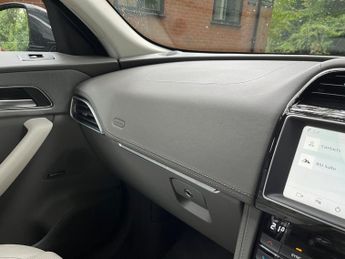 Jaguar F-Pace I PORTFOLIO AWD