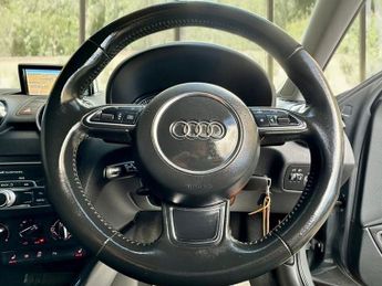 Audi A1 SPORTBACK TFSI NAV