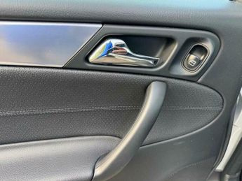 Mercedes-Benz C Class 1.8 C180 Kompressor Avantgarde SE 4dr