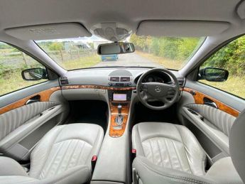 Mercedes-Benz E Class 1.8 E200 Kompressor Elegance 5dr