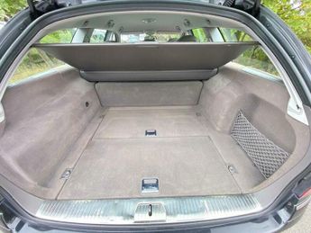 Mercedes-Benz E Class 1.8 E200 Kompressor Elegance 5dr