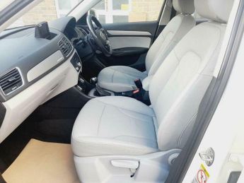 Audi Q3 2.0 TDI SE S Tronic quattro Euro 5 (s/s) 5dr
