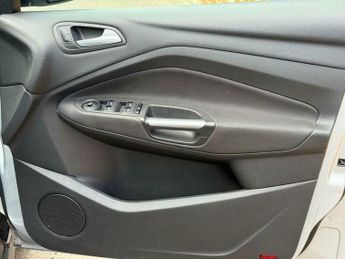 Ford C-Max 2.0 TDCi Titanium Powershift Euro 6 (s/s) 5dr (Nav)