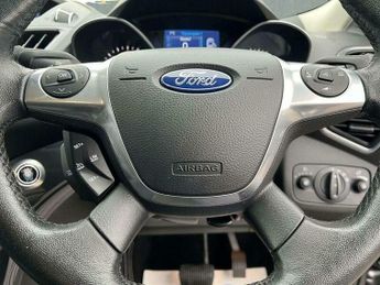 Ford Kuga 2.0 TDCi Titanium Powershift AWD Euro 6 (s/s) 5dr