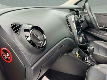 Renault Captur 1.2 TCe ENERGY Signature Nav Auto Euro 6 (s/s) 5dr
