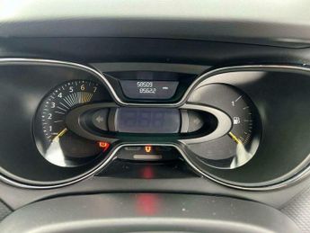 Renault Captur 1.2 TCe ENERGY Signature Nav Auto Euro 6 (s/s) 5dr