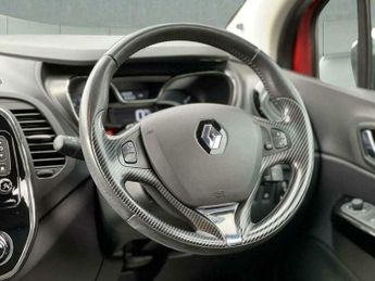 Renault Captur 1.2 TCe ENERGY Signature Nav Auto Euro 6 (s/s) 5dr