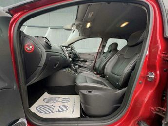 Renault Captur 1.2 TCe ENERGY Signature Nav Auto Euro 6 (s/s) 5dr