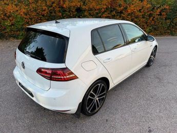 Volkswagen Golf 2.0 TDI BlueMotion Tech GTD DSG Euro 6 (s/s) 5dr