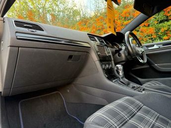 Volkswagen Golf 2.0 TDI BlueMotion Tech GTD DSG Euro 6 (s/s) 5dr