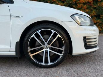 Volkswagen Golf 2.0 TDI BlueMotion Tech GTD DSG Euro 6 (s/s) 5dr