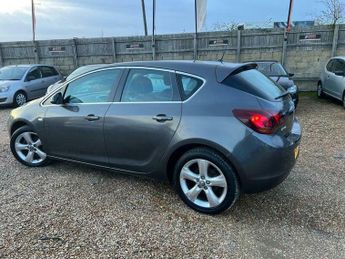Vauxhall Astra 1.6 16v SRi Auto Euro 5 5dr