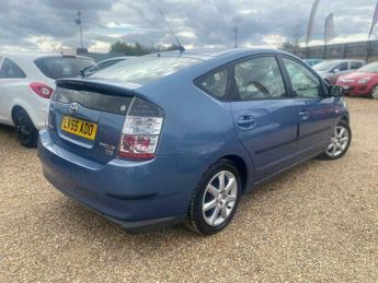 Toyota Prius 1.5 T4 CVT 5dr