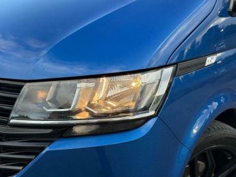 Volkswagen Transporter Shuttle 2.0 TDI SE DSG SWB Euro 6 (s/s) 5dr