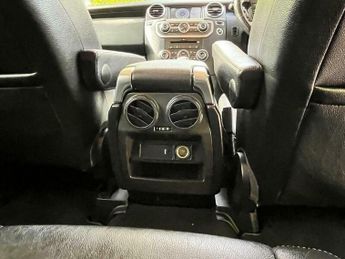 Land Rover Discovery 3.0 SD V6 Landmark LE CommandShift 4WD Euro 5 5dr