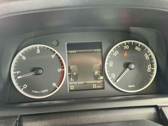 Land Rover Discovery 3.0 SD V6 Landmark LE CommandShift 4WD Euro 5 5dr