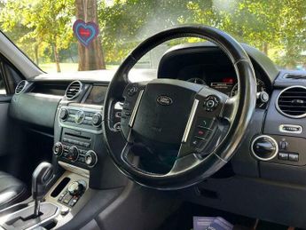 Land Rover Discovery 3.0 SD V6 Landmark LE CommandShift 4WD Euro 5 5dr
