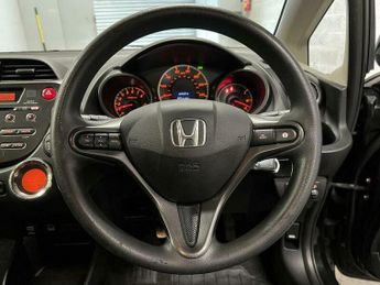 Honda Jazz 1.4 i-VTEC ES Hatchback 5dr Petrol Manual Euro 5 (99 ps)