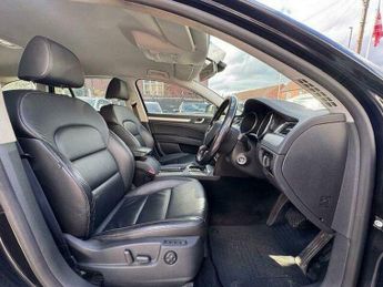 Skoda Superb 2.0 TDI Elegance DSG 4WD Euro 5 (s/s) 5dr