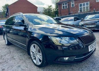 Skoda Superb 2.0 TDI Elegance DSG 4WD Euro 5 (s/s) 5dr