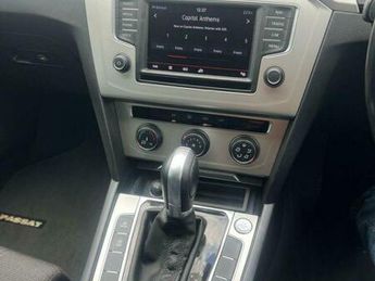 Volkswagen Passat 2.0 TDI BlueMotion Tech SE Business DSG Euro 6 (s/s) 4dr