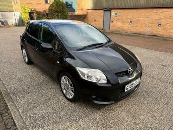Toyota Auris 1.6 VVT-i SR 5dr