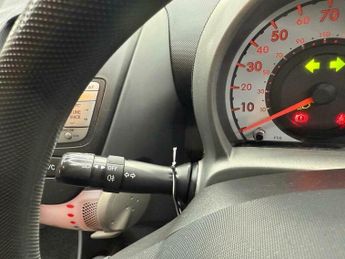 Citroen C1 1.0i VTR+ EGS5 Euro 5 5dr