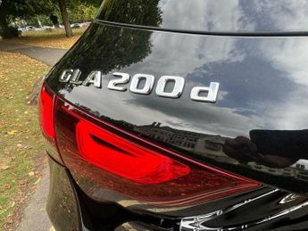 Mercedes-Benz C Class 2.0 GLA200d AMG Line (Executive) 8G-DCT Euro 6 (s/s) 5dr
