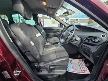 Renault Scenic 1.5 dCi ENERGY Dynamique TomTom Euro 5 (s/s) 5dr