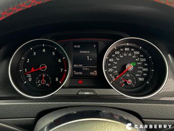 Volkswagen Golf GTI DSG