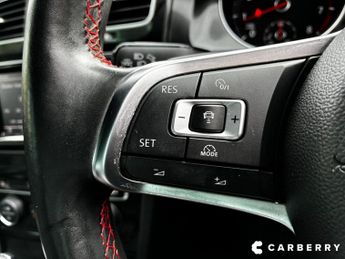 Volkswagen Golf GTI DSG