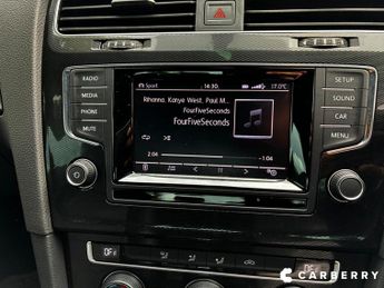 Volkswagen Golf GTI DSG