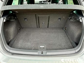 Volkswagen Golf GTI DSG