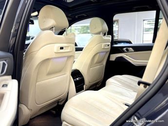 BMW X5 XDRIVE30d M SPORT [6X BMW SERVICES, PANORAMIC ROOF & 7 SEATER]