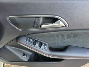 Mercedes CLA CLA45 AMG 4MATIC