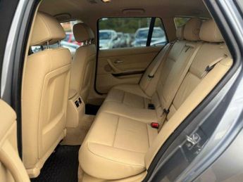BMW 3 SERIES 2.0 320d SE Touring Steptronic Euro 5 5dr