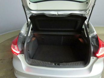 Ford Focus 1.6 Titanium Navigator Powershift Euro 5 5dr