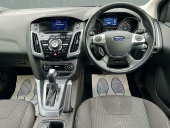 Ford Focus 1.6 Titanium Navigator Powershift Euro 5 5dr