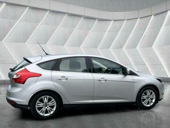 Ford Focus 1.6 Titanium Navigator Powershift Euro 5 5dr